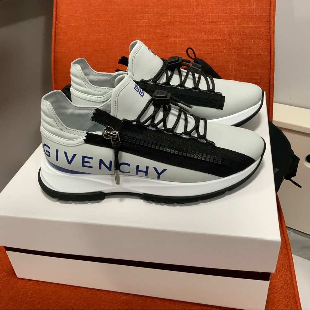 Givenchy Spectre Authentic!! - image 3